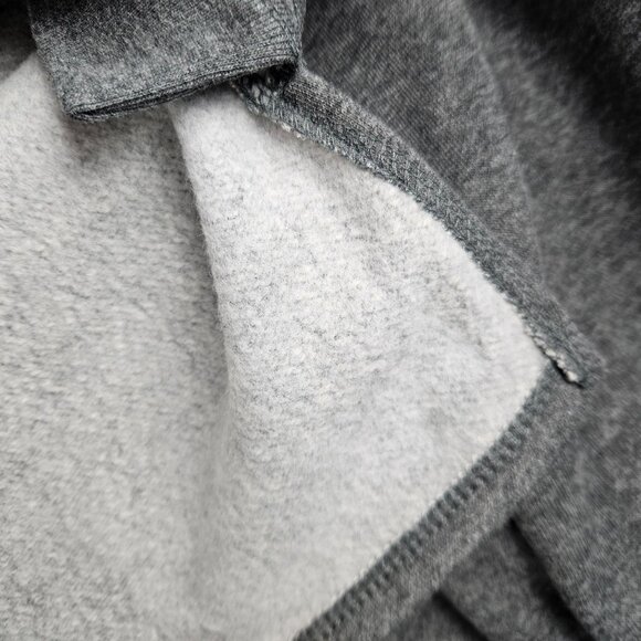 Disney Mickey Mouse Womens Charcoal Gray Crewneck Sweatshirt Size Large Chenille - Picture 8 of 10